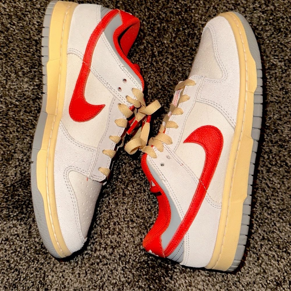Picante Red Dunks